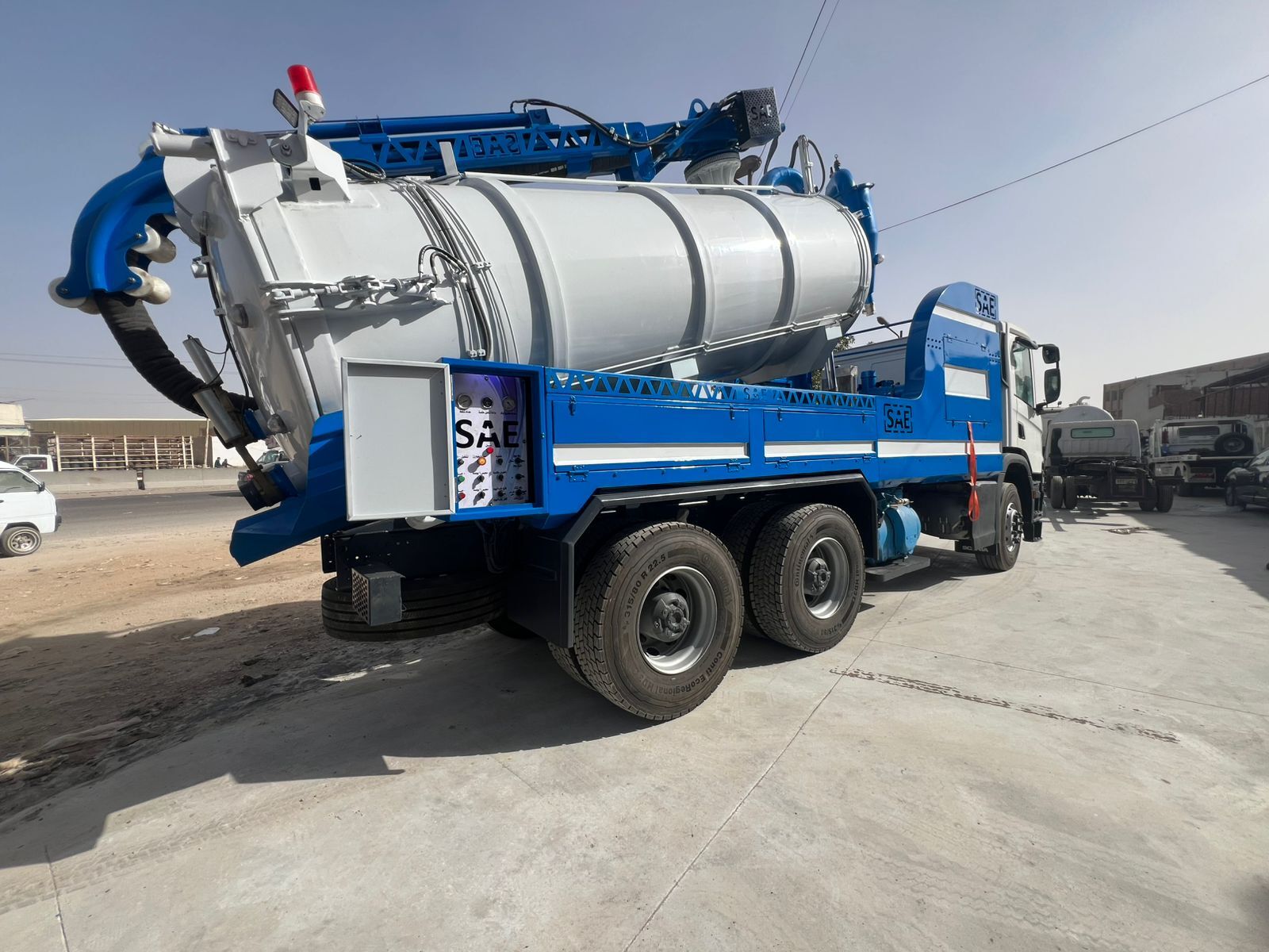 Worldwide freight services